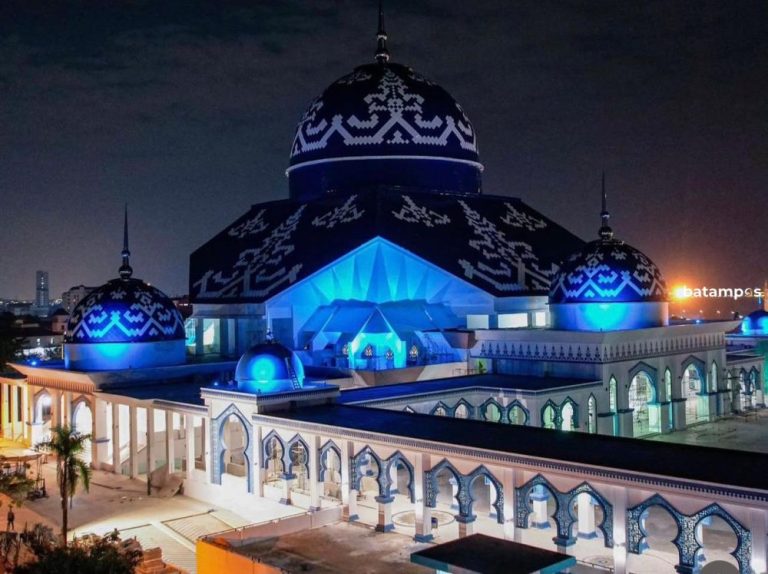 5 Masjid Besar di Batam Jadi Magnet Ibadah Ramadan