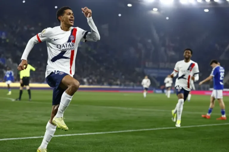 Gol Mendes Menangkan PSG, Les Parisiens Kembali ke Puncak Ligue 1