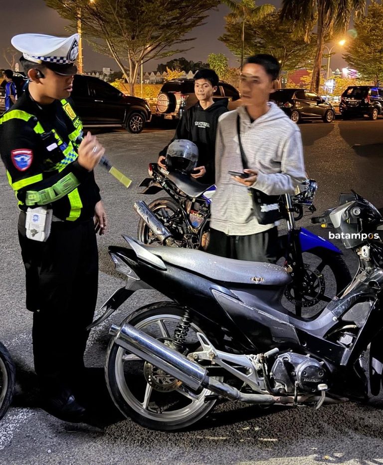 Razia Knalpot Brong, Puluhan Sepeda Motor Diamankan