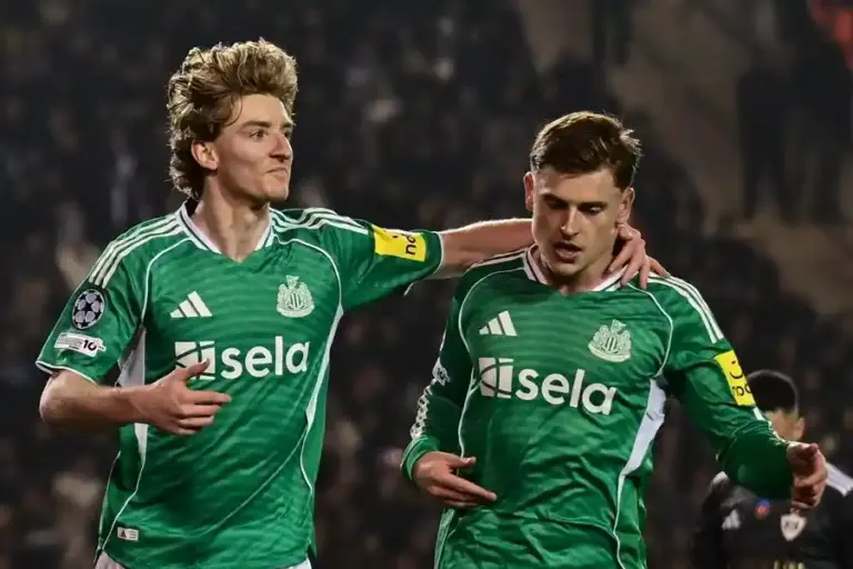 Newcastle Hancurkan Qarabag 6-1 di Playoff Liga Champions