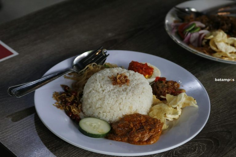 Rasa Autentik! Ini 5 Tempat Nasi Lemak Enak di Batam
