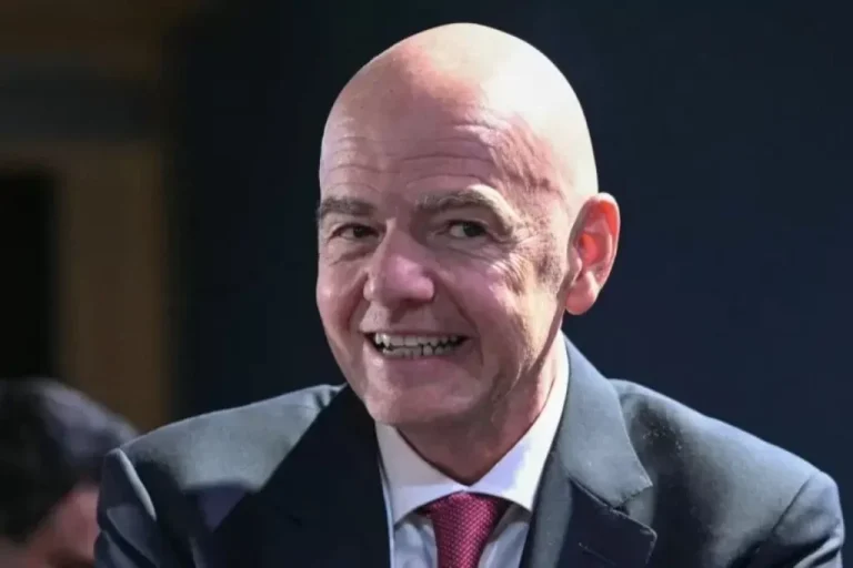 Presiden FIFA Gianni Infantino Minta Maaf Usai Singgung Suporter Inggris