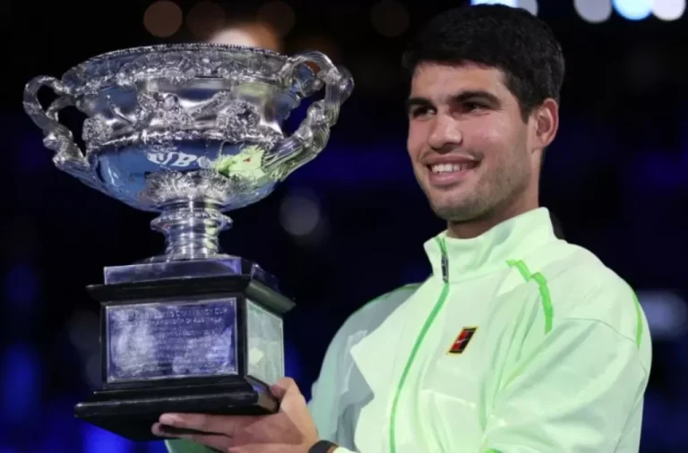 Carlos Alcaraz Resmi Lengkapi Grand Slam, Lampaui Rekor Nadal