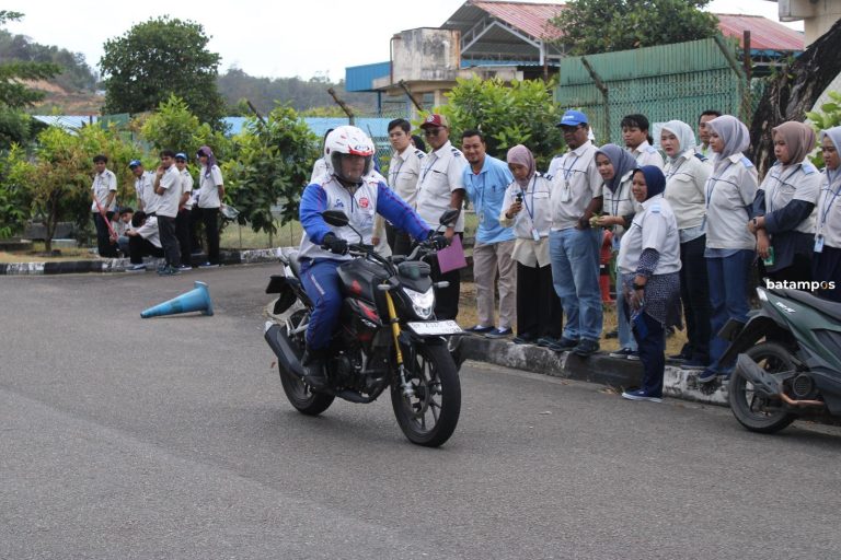 Jaga Konsentrasi di Jalan Saat Puasa, Honda Kepri Gencarkan Edukasi Keselamatan Berkendara