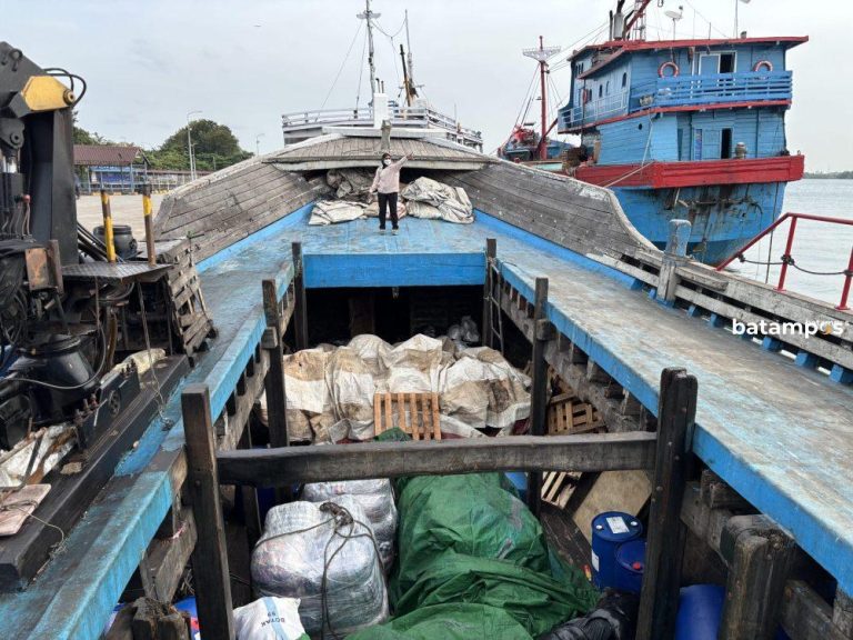 Polda Kepri Tetapkan 2 Tersangka Kasus 70 Ton Daging Beku Ilegal