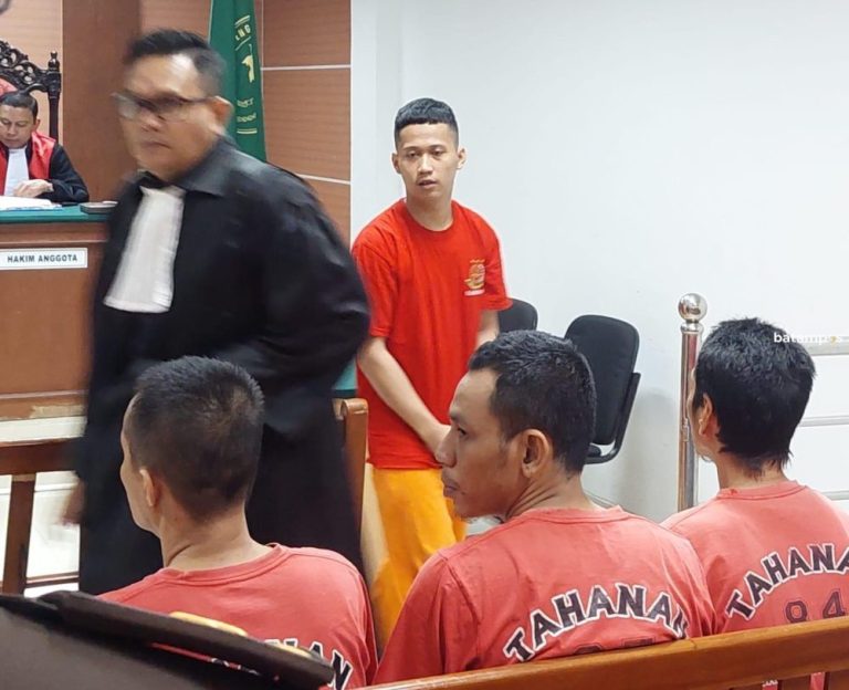 Rekam Video Call, Terdakwa Kasus Pornografi Dijatuhi Hukuman 8 Bulan, headline