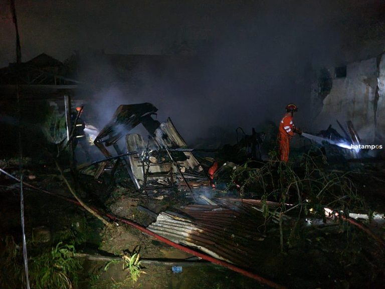 Satu Orang Terluka saat Terjadi Kebakaran di Bengkong tadi Malam
