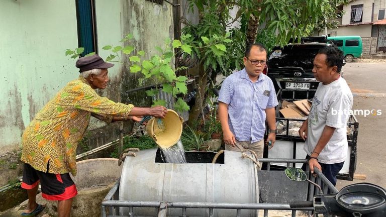5 Tahun Krisis Air, Warga Rindang Garden Village Desak Tambahan Mobil Tangki