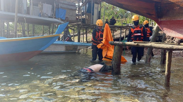 Hari Ketiga Pencarian, Nusyirwan Korban Loncat dari Jembatan 5 Barelang Ditemukan Meninggal Dunia