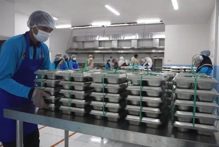 MBG Mulai Operasi Kembali 31 Maret, Seluruh Mitra Diingatkan untuk Tidak Curang