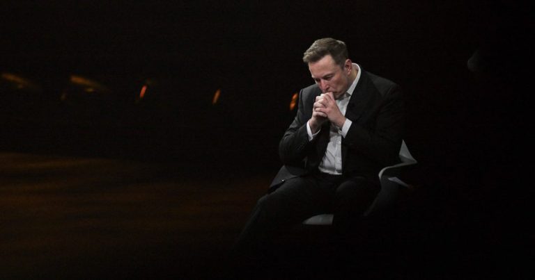 Elon Musk Siapkan Pabrik Cip Raksasa untuk AI dan Pusat Data Antariksa