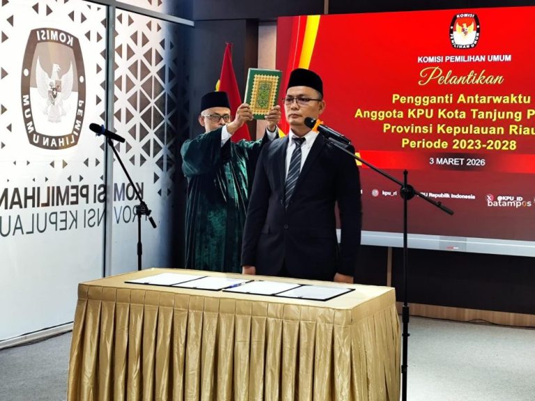 PAW Komisioner KPU Tanjungpinang, Henky Mokhari Resmi Gantikan M Faizal