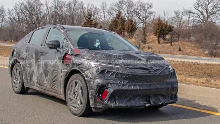 Mitsubishi Siapkan EV Baru Berbasis Nissan Leaf 2026, Desain Lebih Tajam dan Modern