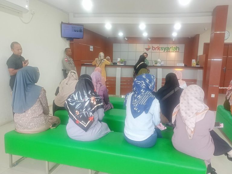 BRK Syariah Dabo Singkep Siapkan Rp900 Juta untuk Penukaran Uang Lebaran