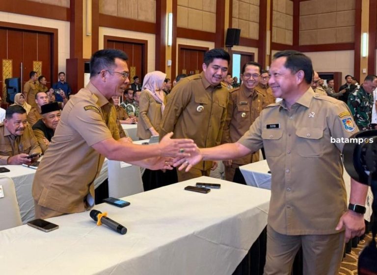 Tito Karnavian Apresiasi Pertumbuhan Ekonomi Anambas Capai 17,36 Persen, Tertinggi di Kepri