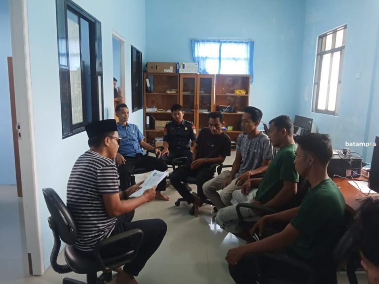 Empat Nelayan Diperiksa Usai Tangkap Ikan Pakai Kompresor di Perairan Lingai Anambas