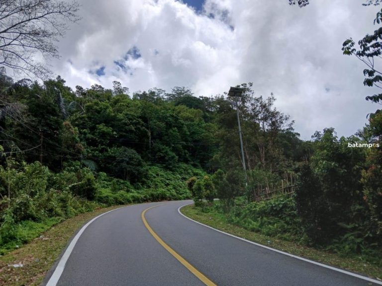 Belasan Lampu PJU Tarempa Selatan Padam Hampir Setahun, Warga Khawatir Kecelakaan