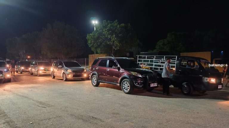 Mudik Idulfitri, KMP Teluk Singkil dari Karimun ke Riau Penuh Kendaraan