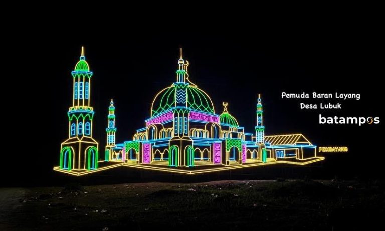 Kundur Borong Juara Festival Lampu Hias Eid Mubarak 2026 di Karimun