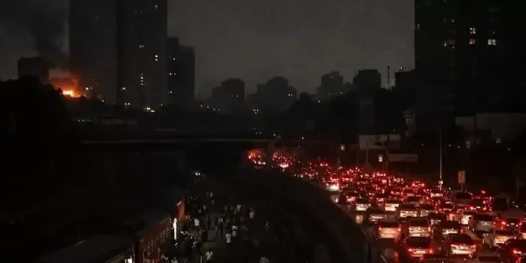 Serangan Balasan Iran Hantam Infrastruktur Energi Israel