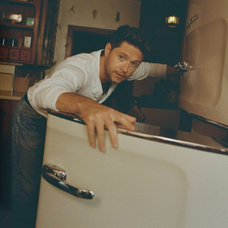 Comeback! Niall Horan Rilis Album Baru Dinner Party Juni 2026