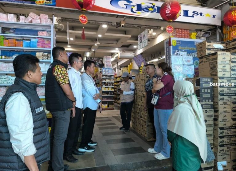 Pantau Pasar di Batam, Satgas Pangan Pastikan Stok dan Harga Sembako Aman Pasca Lebaran
