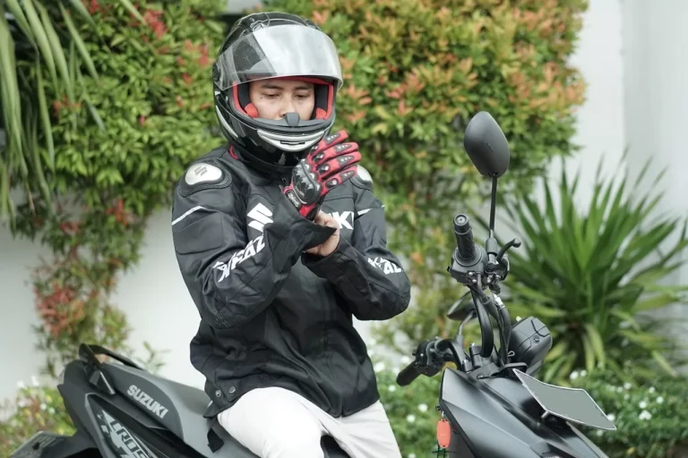 Aksesoris Penting untuk Motor Saat Mudik Jarak Jauh