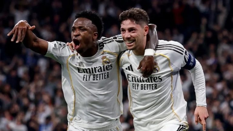 Valverde Cetak Hattrick, Real Madrid Hajar Manchester City 3-0