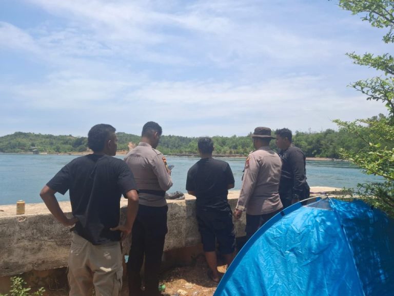 Pria Diduga Lompat dari Jembatan 5 Barelang, Tinggalkan Motor dan Identitas, Tim SAR Lakukan Pencarian