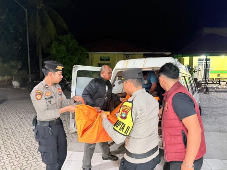 Warga Karimun Temukan Mayat Pria di Belakang Warung Kopi