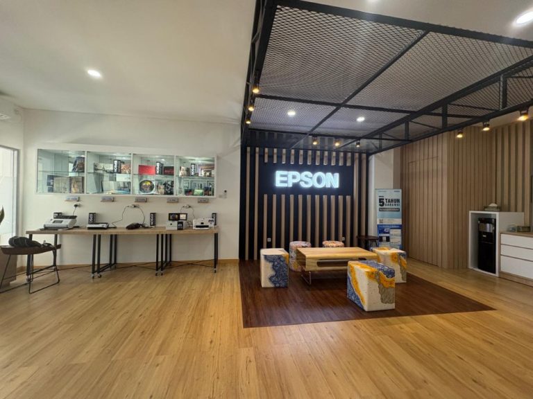 Epson Resmikan Solution Center di Surabaya, Perkuat Akses Solusi Teknologi bagi Pelanggan di Jawa Timur