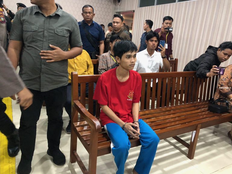 Hakim PN Batam Vonis 5 Tahun Terhadap Fandi ABK Kapal Bawa Sabu Hampir 2 Ton