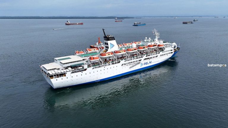 Lonjakan Mudik, KM Kelud Angkut Ribuan Penumpang dari Batam