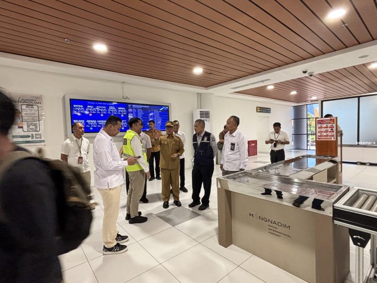 Wagub Kepri Tinjau Pelabuhan Sekupang dan Bandara Hang Nadim, Pastikan Kesiapan Mudik Lebaran