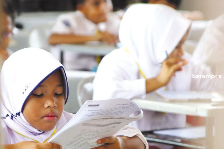 Tuntutan Nilai Bagus Bisa Ganggu Mental Anak
