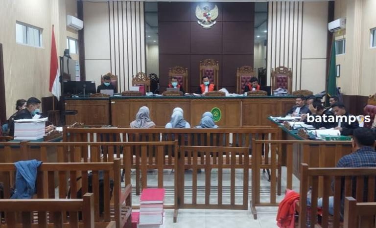 Sidang Korupsi Dana Hibah Pilkada, Ketua KPU Karimun Sebut Tak Pernah Terima Laporan Anggaran
