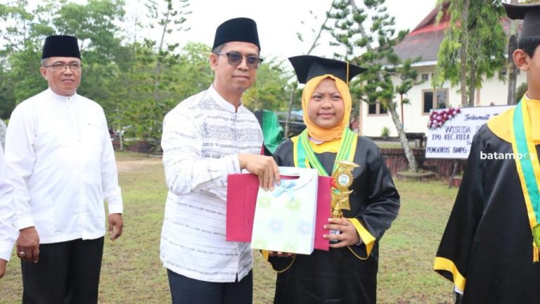Ribuan Guru TPQ di Karimun Akhirnya Terima Honor, Total Rp1,83 Miliar
