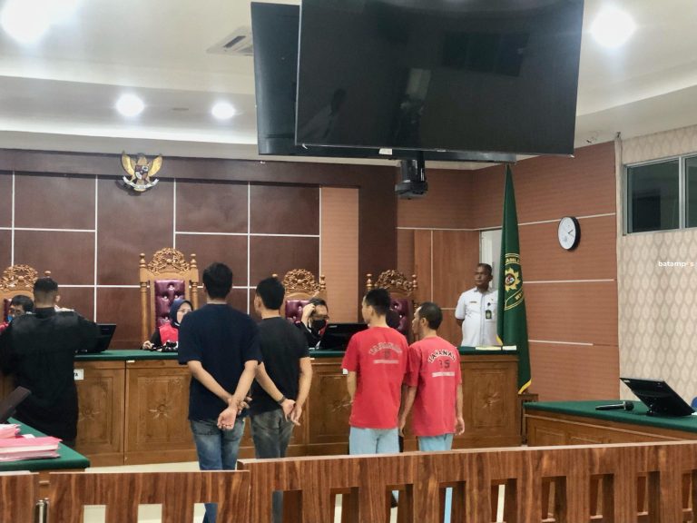 Dua Pengedar Narkoba Jaringan Malaysia Dituntut 15 Tahun Penjara