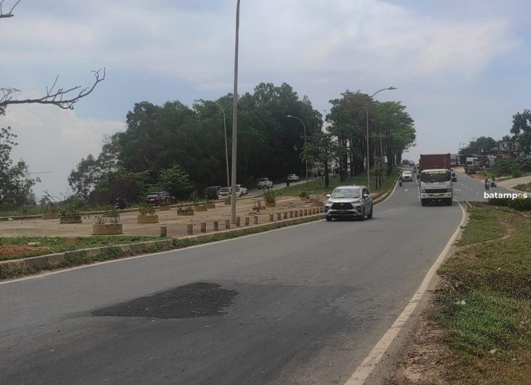 BP Batam Mulai Perbaiki Jalan Yos Sudarso di Atas Terowongan Pelita ‎