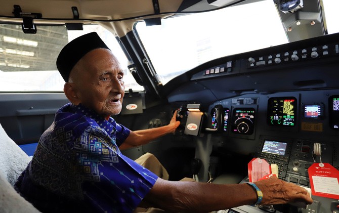 Nyak Sandang, Tokoh Penyumbang Dana Pembelian Pesawat Pertama Indonesia Meninggal di Usia 100 Tahun
