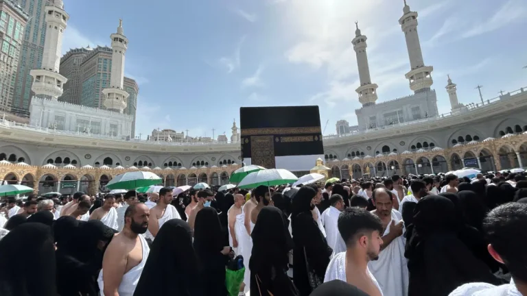 Makkah-Madinah Makin Panas, Jamaah Haji Indonesia Diimbau Tidak Memaksakan Diri