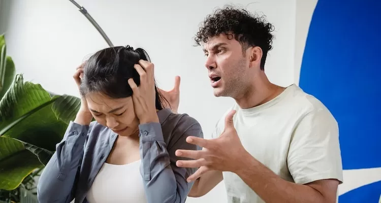 Ini 7 Ciri-ciri Pasangan yang Manipulatif