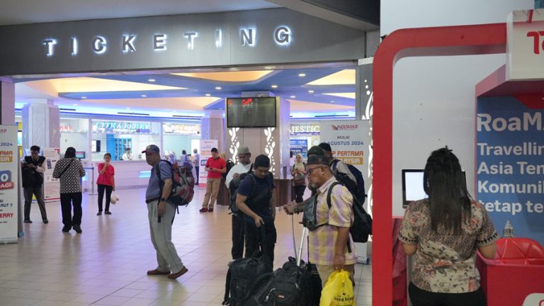 Harga Tiket Ferry ke Malaysia Melejit, Ini Penjelasan Operator