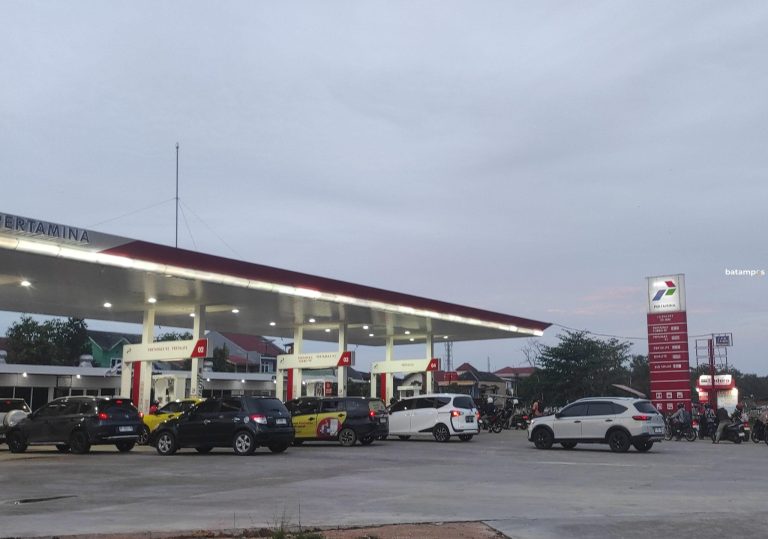 BBM Nonsubsidi Naik, Pertamina Tegaskan Harga Industri Tetap
