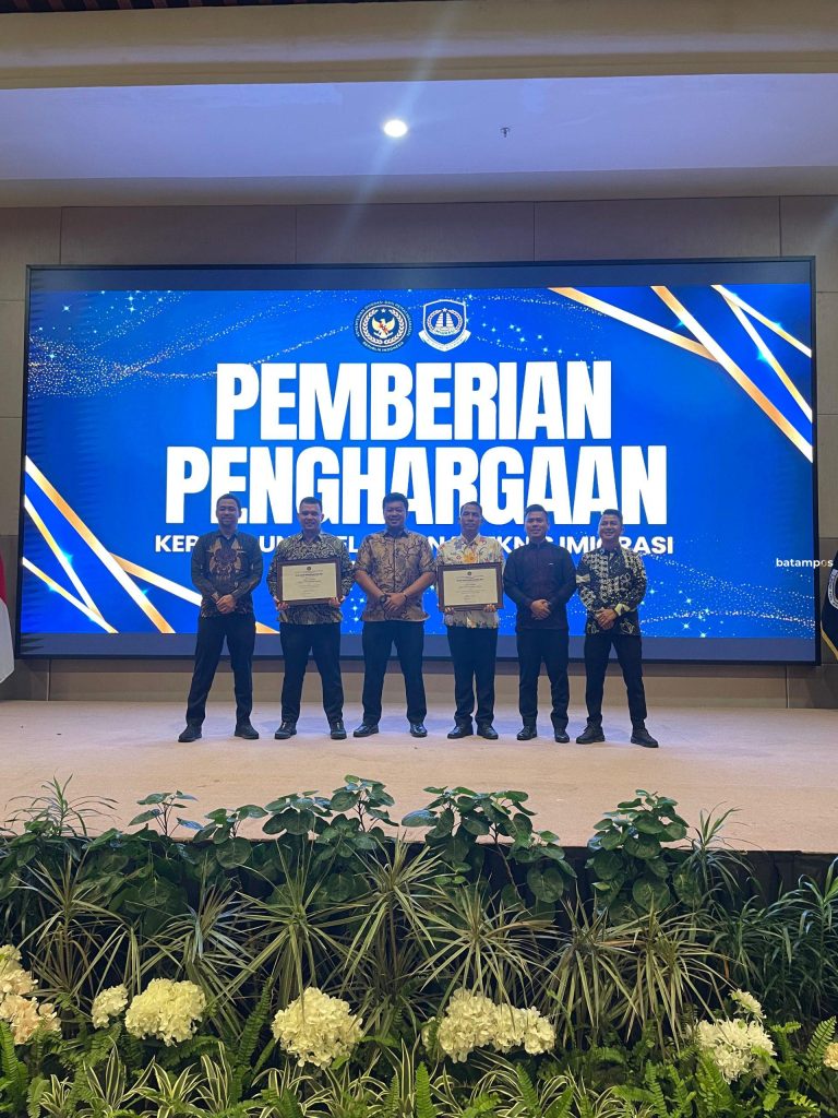 Humas dan Anggaran Terbaik, Imigrasi Belakang Padang Sabet Dua Penghargaan Bergengsi