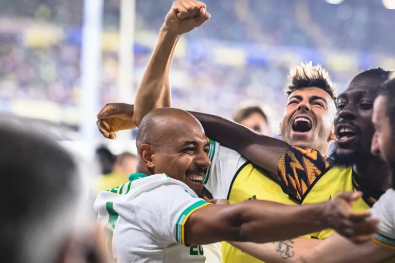 AS Roma Pastikan Tiket Liga Champions, AC Milan dan Juventus ke Liga Eropa