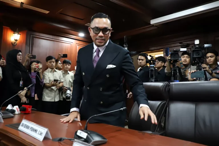 Ahmad Sahroni Desak Polisi Usut Tuntas Penyerangan Kantor PWI Solok Selatan