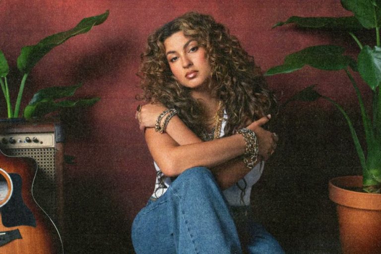 ‘God Must Really Love Me’, Album Baru Tori Kelly Sarat Emosi dan Spiritual