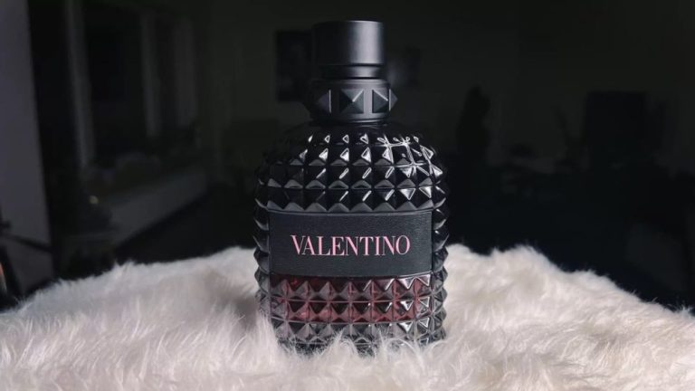 Bidik Gen Z, Valentino Beauty Tampil Makin Eksentrik di Era Alessandro Michele