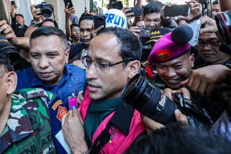 Nadiem Kecewa Dituntut 18 Tahun Penjara, Sebut Hukumannya Melebihi Teroris